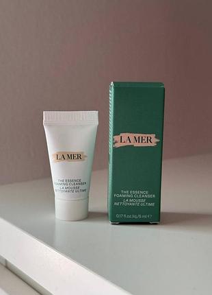 Деликатно очищающая пенка для умывания la mer the essence foaming cleanser