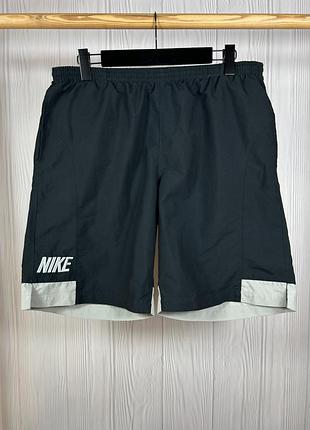 Nike vintage гарні стильні шорти оригінал розмір l