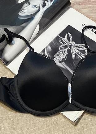 Calvin klein крутий базовий чорний бюст