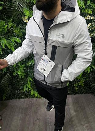Чоловіча весняна сіра з білим куртка вітровка tnf літня водовідштовхуюча курточка тнф m
