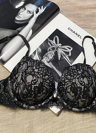 Victoria’s secret чудовий мереживний бюст із стразііками