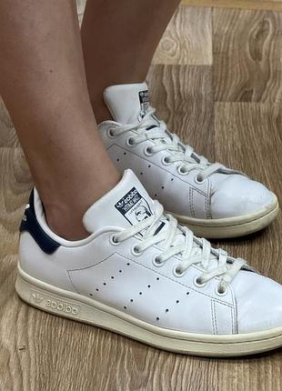 Кросівки adidas жіночі 36 розмір