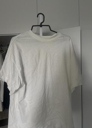 Білі базові футболки new yorker/bershka