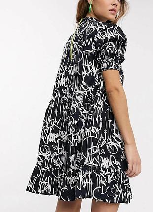 Бавовняна/котонова міні сукня в графіті від asos.