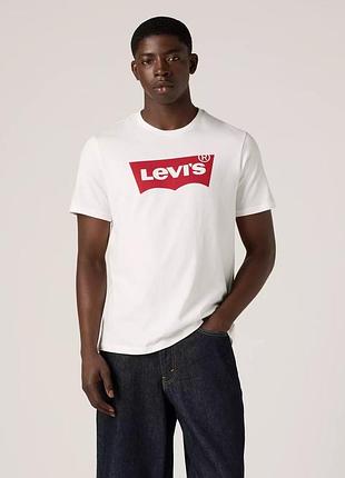 Футболка чоловіча levi’s, колір білий😍
