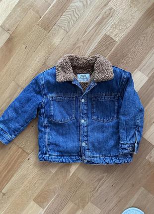 Джинсова куртка утеплена zara 110 рр