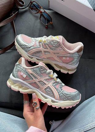 Стильные женские кроссовки asics gel nimbus 10.1 strawberry split pack