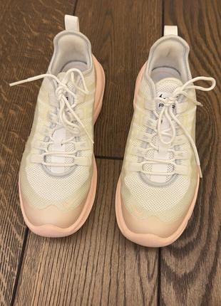 Жіночі кросівки nike