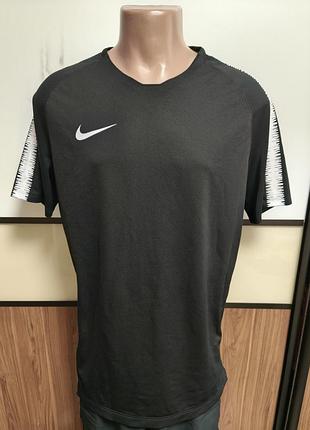 Nike мужская спортивная футболка