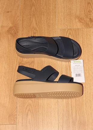Жіночі босоніжки crocs brooklyn low wedge w8, w9 нові оригінал