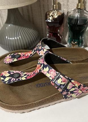 Жіночі шльопанці birkenstock