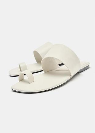 Шкіряні сандалії limited edition zara