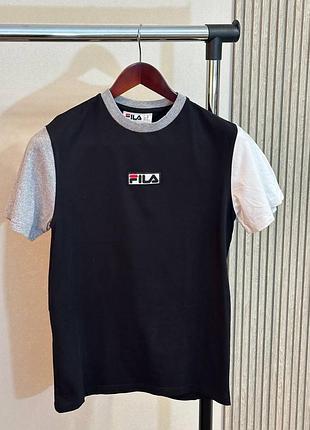 Футболка чоловіча fila •розмір xs