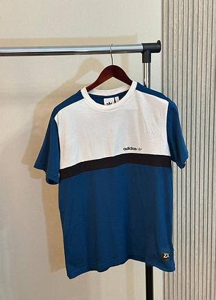 Футболка чоловіча adidas •розмір m