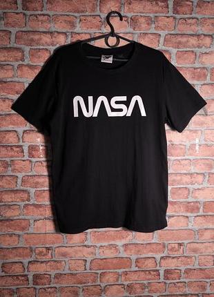 Футболка чорна nasa