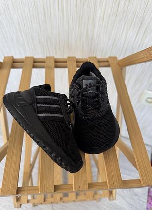 Кросівки adidas 20 розмір