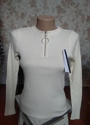 Класна кофтинка