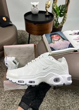 Жіночі кросівки nike air max tn plus white silver 37-38-39-40-41