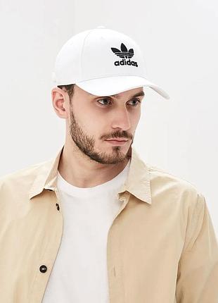 Оригинальная кепка бейсболка adidas originals trefoil classic baseball cap fj2544 - white/black