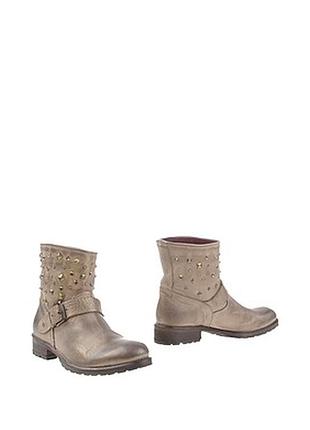 Женские шлепки  bearpaw