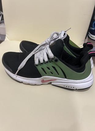 Оригінальні кросівки nike air presto black green (розмір 39)