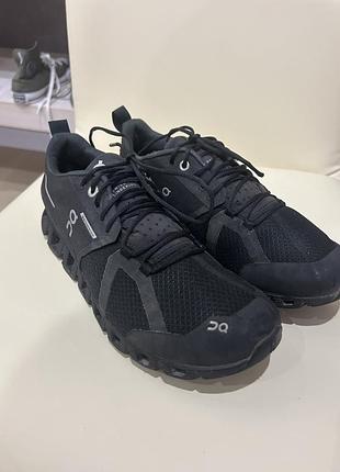 Оригінальні водонепроникні кросівки on running cloud waterproof all black розмір 38,5