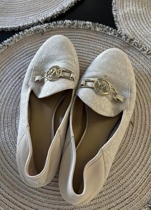 Стильні шкіряні лофери michael kors 38,5 розміру.