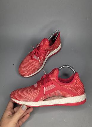 Жіночі кросівки adidas pure boost x яскраво-червоного кольору з фірмовою білою підошвою boos