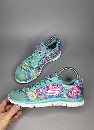 Жіночі кросівки skechers flex appeal floral bloom із яскравим квітковим принтом та білою підошвою