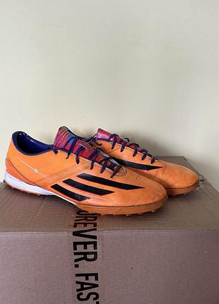 Сороканіжки adidas f10 made in indonesia  стан хороший 43,5(28,5 см) 950 грн