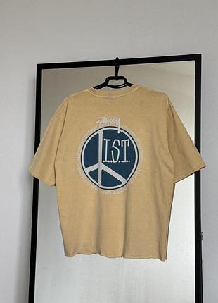 Вінтажна жіноча футболка оверсайз обрізана stussy розмір м-l