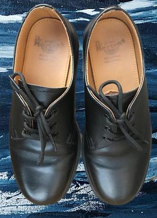 Туфлі dr. martens