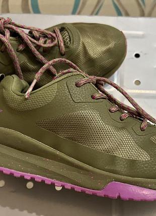 Жіночі трекінгові кросівки skechers (розмір 38 / устілка 25 см) / кросівки хакі з рожевим