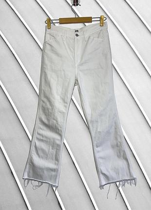Жіночі білі джинси uniqlo xs s 25 26 оригінал юнікло укорочені прямі з високою посадкою літні штани стан ідеал 40 42