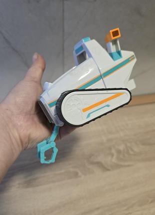 Машинка бежего патруля.