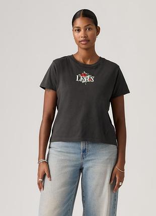 Жіноча футболка levi's з вишивкою