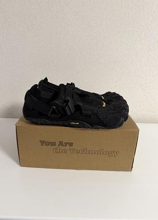 Vibram fivefingers breezandal 44(27.5см)
