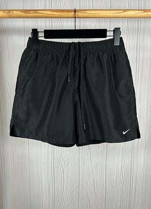 Nike essential базові чорні шорти для активностей спорту плавання оригінал розмір м