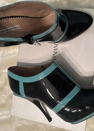 Лаковані ботильйони emporio armani