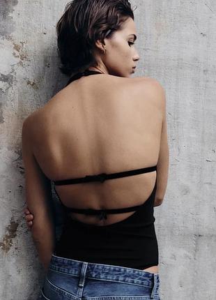 Жіночий чорний боді від бренду zara з нереальною спинкою