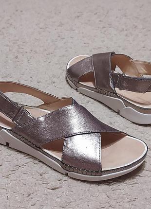 Кожаные женские босоножки clarks 38 размер