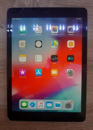 Б/у планшет apple air a1474 ipad air 16gb 9.7"