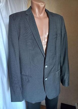 Оригинальный шерстяной пиджак boss slim fit (размер 52 / l-xl)