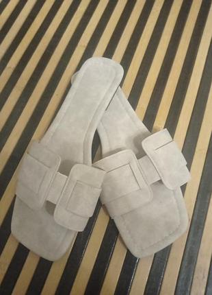 Шлепанцы женские