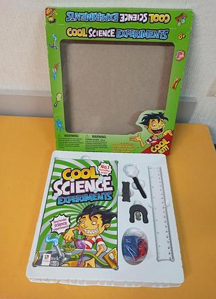 Набор для научных экспериментов "cool science experiments" от компании hinkler, рассчитан на детей в возрасте от 8 лет. 6
