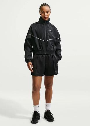 Жіночі шорти nike sportswear if0647-010 розмір: s ( підійдуть на м)