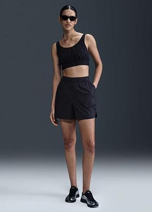 Жіночій костюм nike топ з шортами nike sportswear chill poplin black оригінал топ hm6973-010 шорти hj0721 розмір: xs