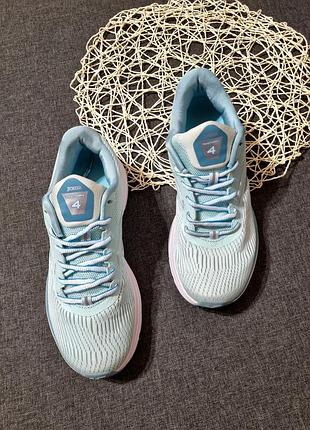 Женские кроссовки joma viktory