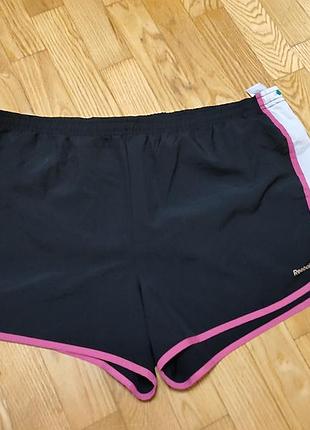 [l] женские спортивные шорты reebok