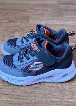 Кросівки skechers 24 розміру